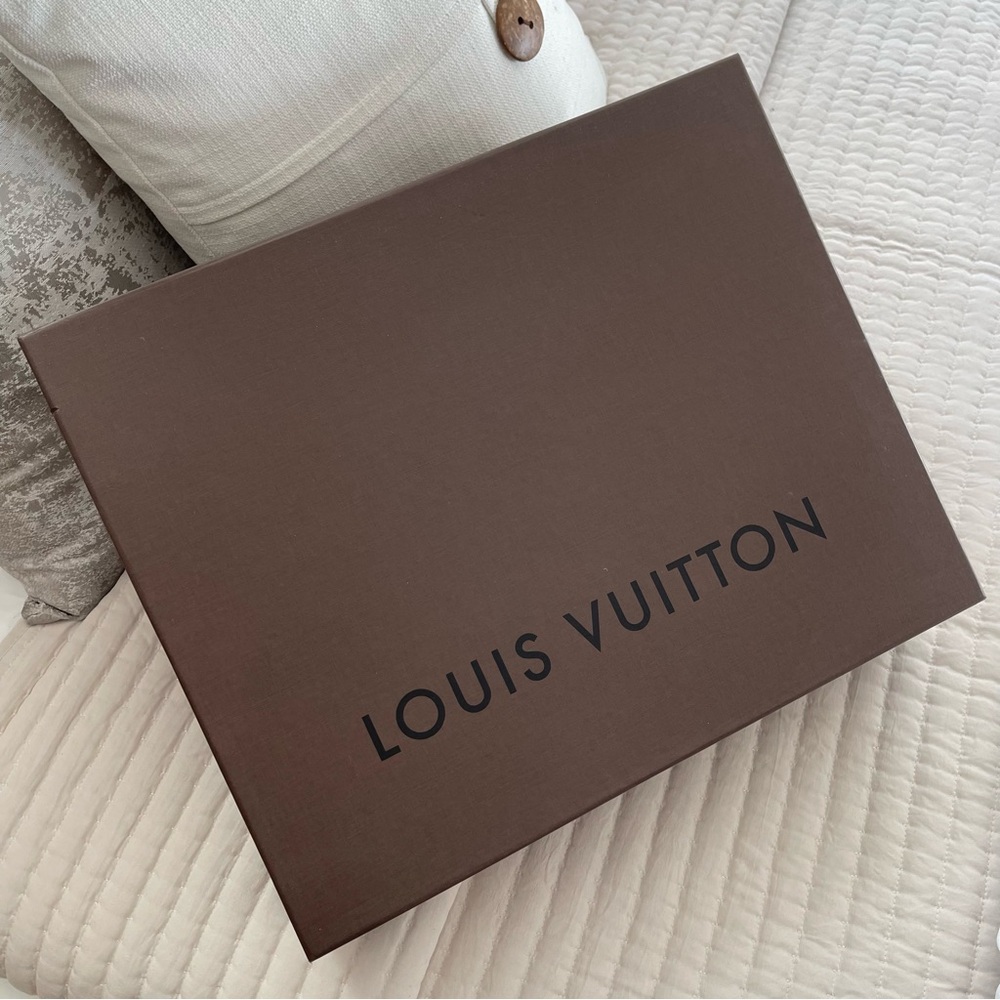 Louis Vuitton Box 14x17x4.5 in